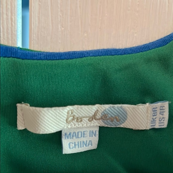 Boden Green Dress with Pockets - Picture 2 of 6